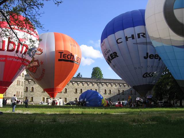 Wilhelmsburg - Ballontaufe 16-05-09