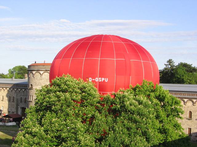 Wilhelmsburg - Ballontaufe 16-05-09